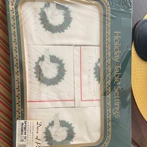 Vintage Springprint Medallion Dove of Peace Paper Napkin Set